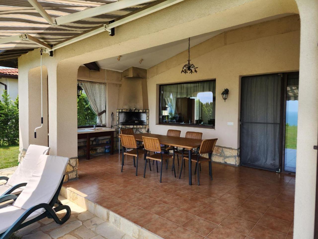 Private Villa 102 With Heated Pool In Blacksearama Balchik Exterior photo