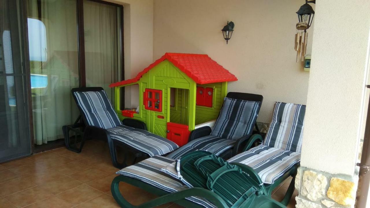 Private Villa 102 With Heated Pool In Blacksearama Balchik Exterior photo